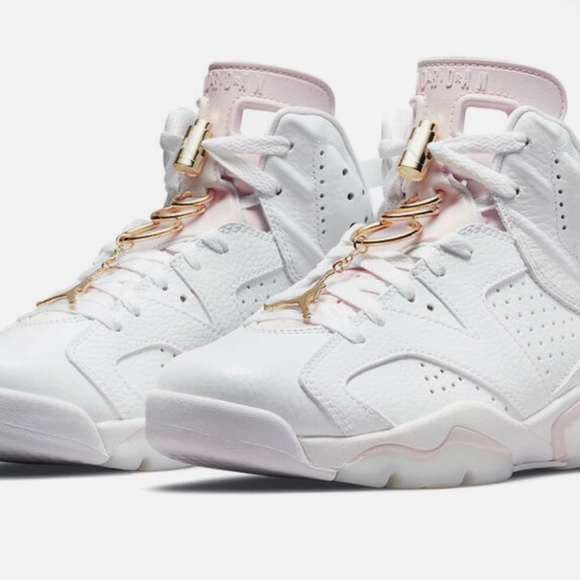 Air Jordan 6 retro “gold hoops” size 8 - Picture 1 of 5
